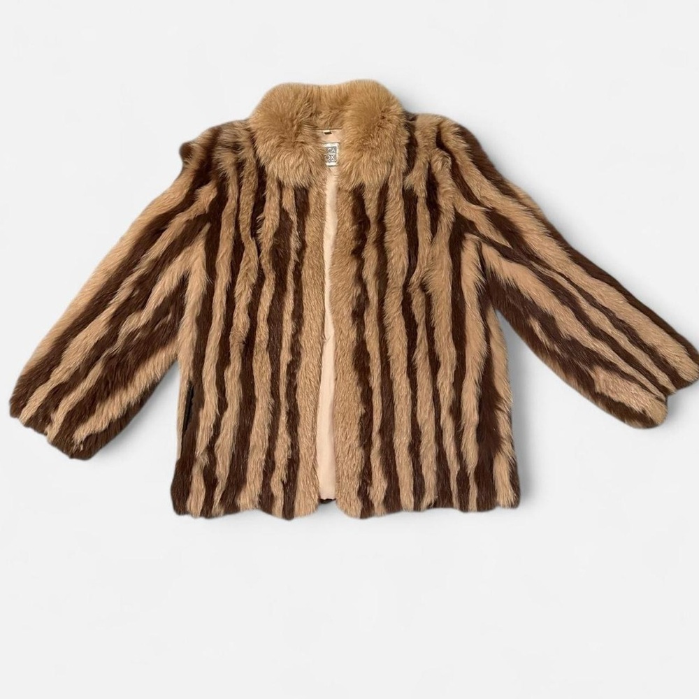 Vintage SAGA Fox Fur Coat – Real Fox Fur